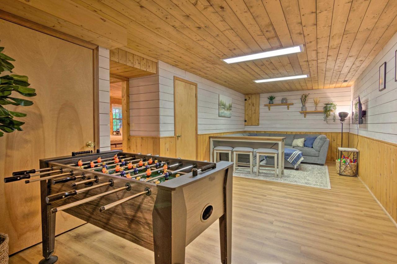 Secluded Cabin With Spacious Kitchen And Dining Area! Sunset Bagian luar foto
